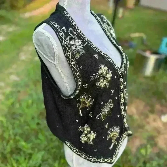 Vintage Yarnworks sweater. Beaded and sequined. Gorgeous! Size L. Hand knitted - Picture 3 of 10